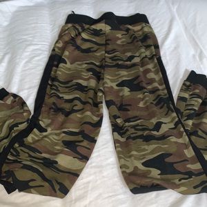 camo joggers